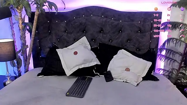 Snapshot of candy_canne__ chatting on January 2025 04:16:02 AM candy canne online show from January 2025 04:16:02 AM