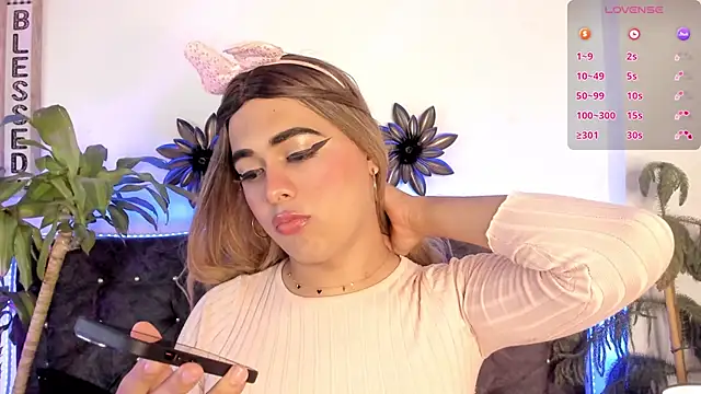 Snapshot of candy_canne__ chatting on February 2025 08:49:01 PM candy canne online show from February 2025 08:49:01 PM