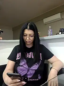 Milf Abigail online show from February 2025 05:35:02 AM