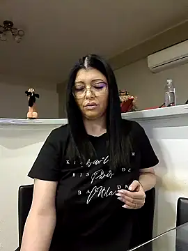 Milf Abigail online show from February 2025 04:03:02 AM