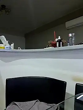 Milf Abigail online show from January 2026 02:17:01 AM