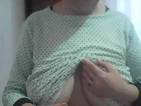 AnaXBerry online show from February 2026 07:02:01 AM