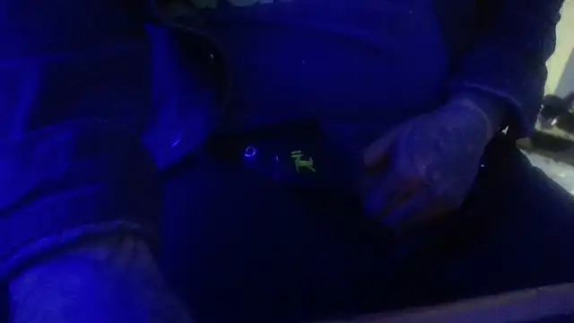 AlanDickson online show from December 2025 04:30:02 AM