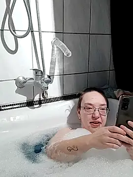 Snapshot of Isabella_Geney chatting on February 2026 05:58:01 PM Isabella Geney online show from February 2026 05:58:01 PM