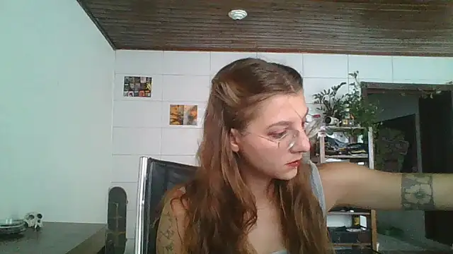 SweetyBabyDemon online show from January 2026 12:42:01 PM