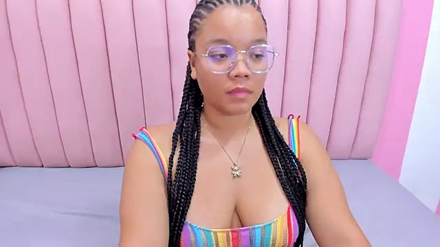 Snapshot of ISABELLA_020 chatting on March 2025 02:45:01 PM ISABELLA 020 online show from March 2025 02:45:01 PM