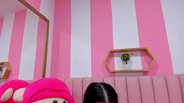 Snapshot of ISABELLA_020 chatting on October 2025 01:11:01 PM ISABELLA 020 online show from October 2025 01:11:01 PM