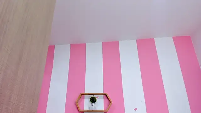 Snapshot of ISABELLA_020 chatting on November 2025 01:55:02 PM ISABELLA 020 online show from November 2025 01:55:02 PM