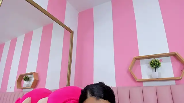 Snapshot of ISABELLA_020 chatting on November 2025 01:54:02 PM ISABELLA 020 online show from November 2025 01:54:02 PM