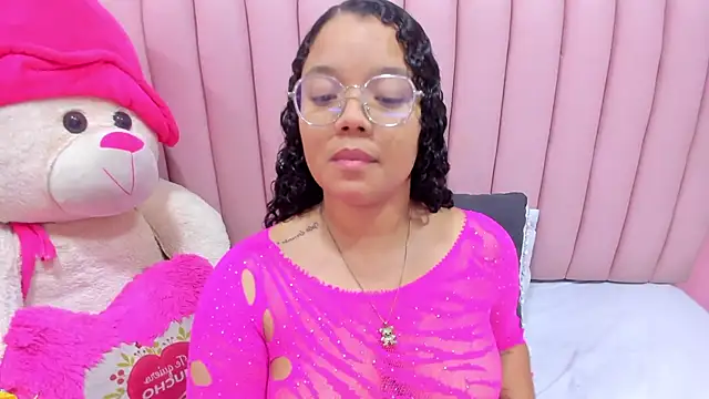 Snapshot of ISABELLA_020 chatting on November 2025 02:06:02 PM ISABELLA 020 online show from November 2025 02:06:02 PM