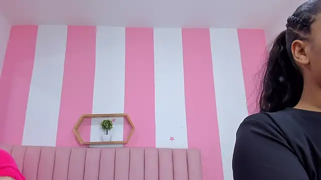 ISABELLA 020 online show from March 2026 12:30:01 PM