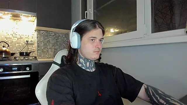 Snapshot of _torfin_ chatting on December 2024 08:31:02 PM torfin online show from December 2024 08:31:02 PM