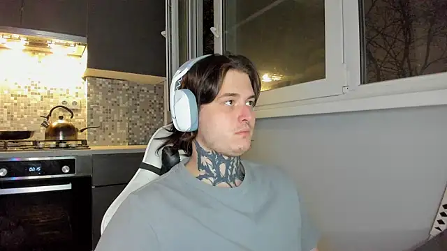 Snapshot of _torfin_ chatting on December 2024 08:39:01 PM torfin online show from December 2024 08:39:01 PM