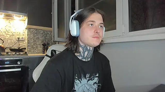 Snapshot of _torfin_ chatting on December 2024 01:58:02 AM torfin online show from December 2024 01:58:02 AM