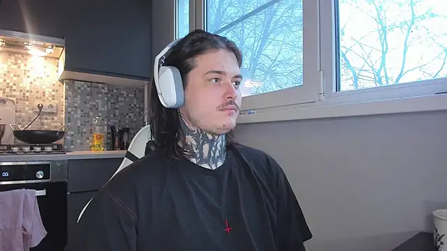 Snapshot of _torfin_ chatting on December 2024 07:18:02 AM torfin online show from December 2024 07:18:02 AM