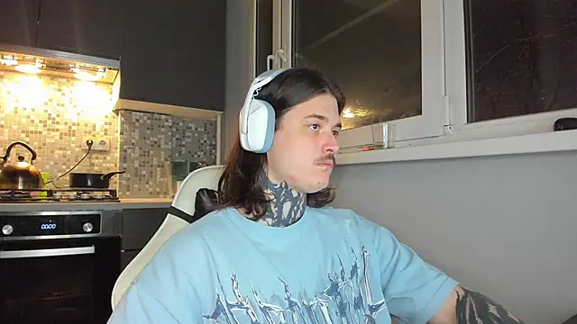 Snapshot of _torfin_ chatting on January 2025 03:01:02 PM torfin online show from January 2025 03:01:02 PM