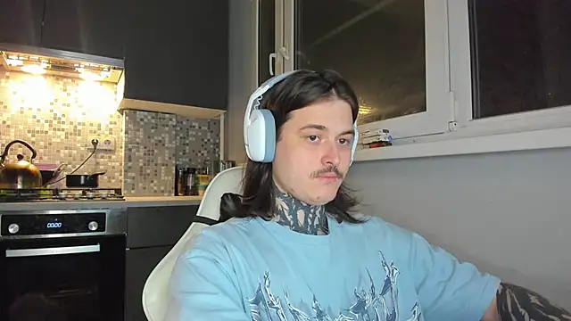 Snapshot of _torfin_ chatting on January 2025 05:05:02 PM torfin online show from January 2025 05:05:02 PM