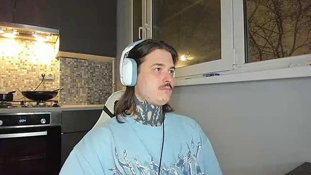 Snapshot of _torfin_ chatting on January 2025 06:28:01 PM torfin online show from January 2025 06:28:01 PM