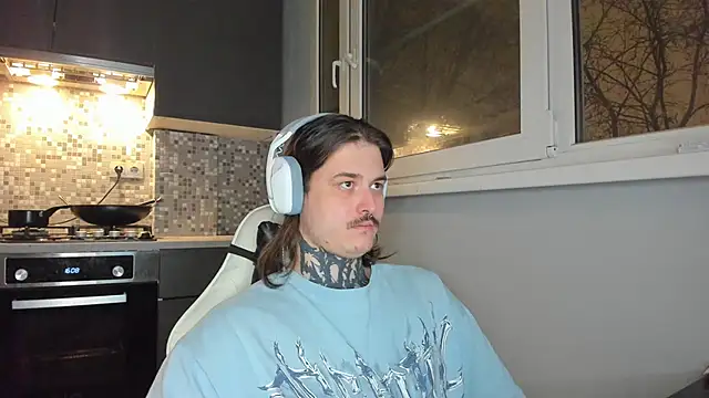 Snapshot of _torfin_ chatting on January 2025 09:31:01 PM torfin online show from January 2025 09:31:01 PM