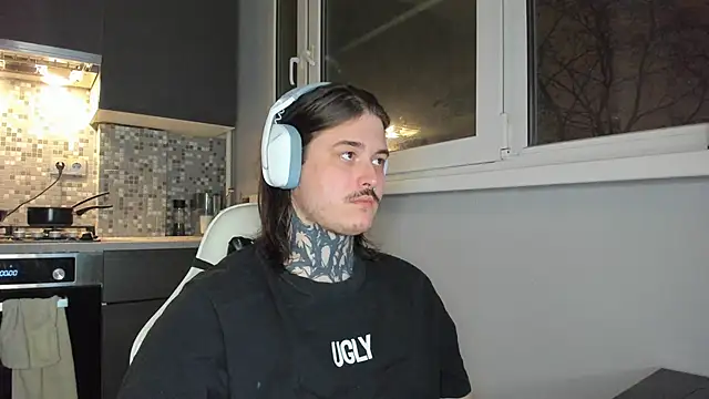 Snapshot of _torfin_ chatting on January 2025 05:41:01 PM torfin online show from January 2025 05:41:01 PM