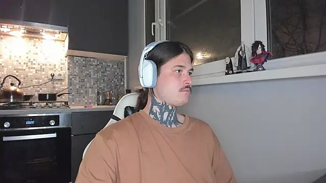 Snapshot of _torfin_ chatting on February 2025 09:53:02 PM torfin online show from February 2025 09:53:02 PM