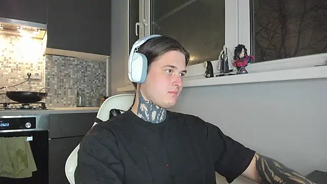 Snapshot of _torfin_ chatting on February 2025 06:04:01 PM torfin online show from February 2025 06:04:01 PM