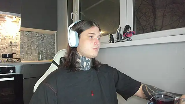 Snapshot of _torfin_ chatting on March 2025 07:26:02 PM torfin online show from March 2025 07:26:02 PM