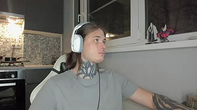 Snapshot of _torfin_ chatting on March 2025 08:04:01 PM torfin online show from March 2025 08:04:01 PM