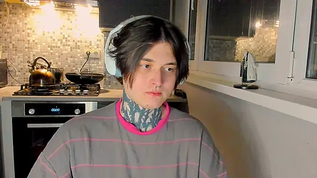 Snapshot of _torfin_ chatting on February 2026 08:40:01 PM torfin online show from February 2026 08:40:01 PM