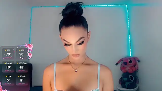 Snapshot of _Riannagarcia_ chatting on October 2025 03:16:01 AM Riannagarcia online show from October 2025 03:16:01 AM