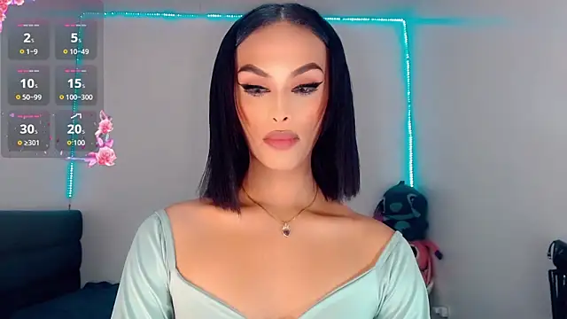 Snapshot of _Riannagarcia_ chatting on October 2025 04:26:01 AM Riannagarcia online show from October 2025 04:26:01 AM