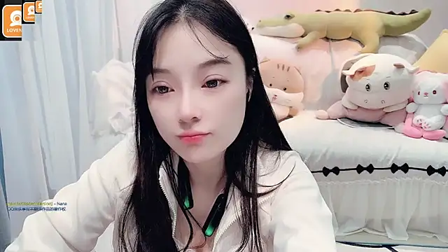 AKiKi711 online show from October 2025 04:37:01 AM