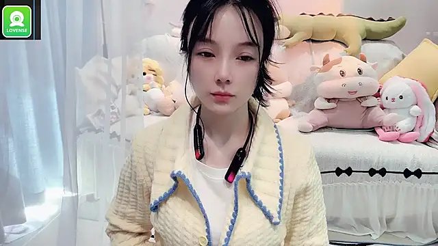 AKiKi711 online show from November 2025 04:26:02 AM