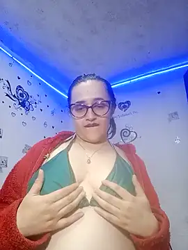 Snapshot of anndreapds chatting on November 2025 08:19:01 PM anndreapds online show from November 2025 08:19:01 PM