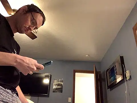 Hebrewhammers42 online show from January 2025 06:19:02 AM