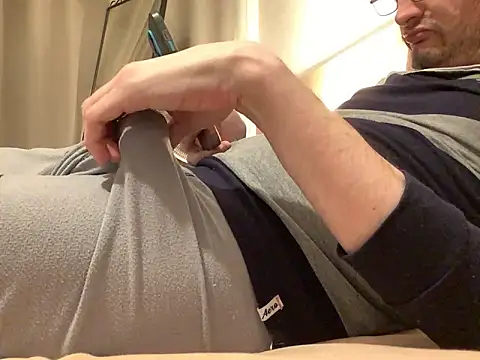 Hebrewhammers42 online show from February 2026 08:20:02 PM