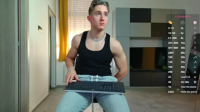 ChristianLevine  online show from September 2025 02:44:02 PM