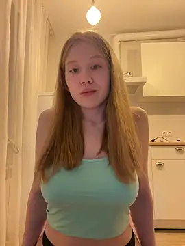 Eva Weyne online show from July 2026 09:50:01 PM