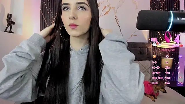 Snapshot of devlin_violett chatting on November 2025 03:28:02 AM devlin violett online show from November 2025 03:28:02 AM