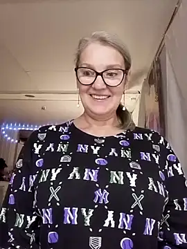 irinamaux online show from December 2025 07:16:02 AM