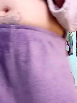 irinamaux online show from April 2026 01:22:01 PM