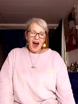 Snapshot of irinamaux chatting on June 2026 04:34:01 AM irinamaux online show from June 2026 04:34:01 AM