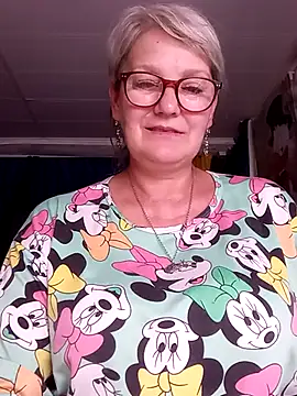 Snapshot of irinamaux chatting on July 2026 02:45:01 PM irinamaux online show from July 2026 02:45:01 PM