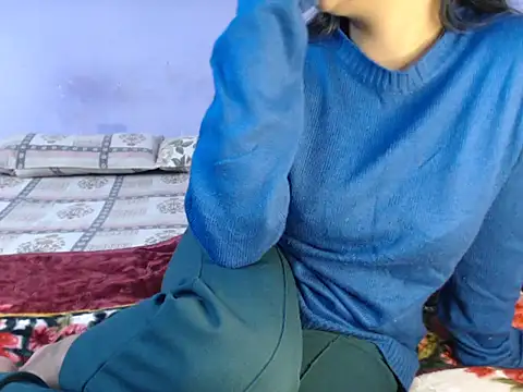 Freya nia online show from December 2024 04:47:01 PM