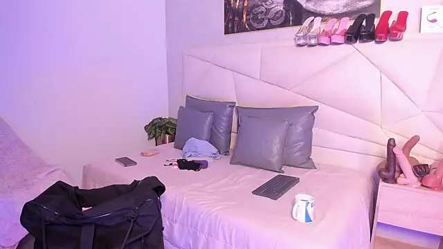 Snapshot of Sofi_Perez_ chatting on November 2025 11:10:02 AM Sofi Perez online show from November 2025 11:10:02 AM