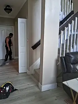 Zander823 online show from April 2026 06:16:02 PM