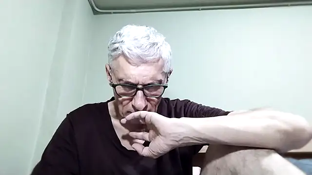 BIGUNCUTHARDCOCK online show from October 2025 12:38:02 PM