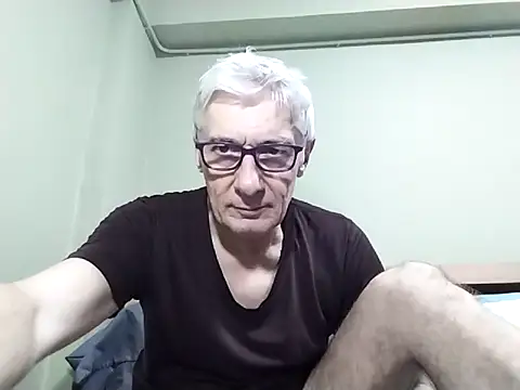 BIGUNCUTHARDCOCK online show from November 2025 01:44:02 AM