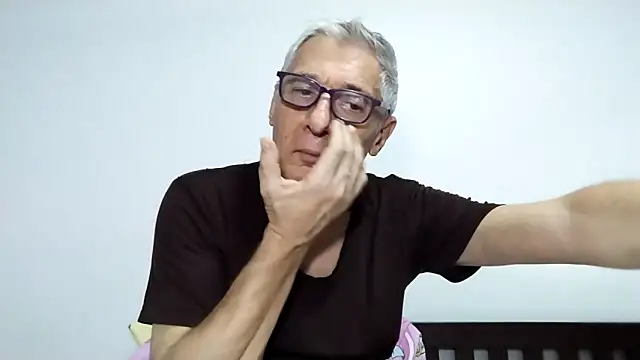 BIGUNCUTHARDCOCK online show from March 2026 01:49:02 PM