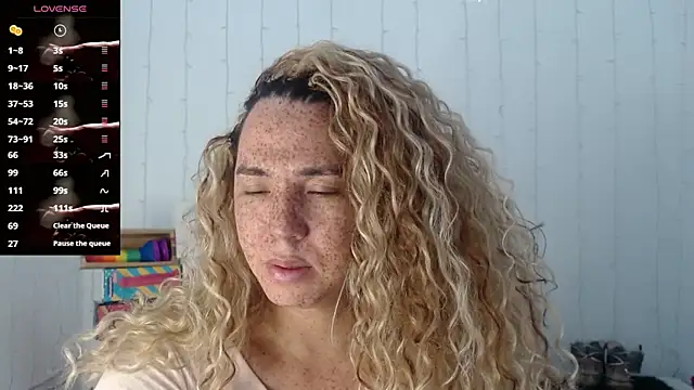 SofiaMadisson online show from January 2025 01:35:01 PM